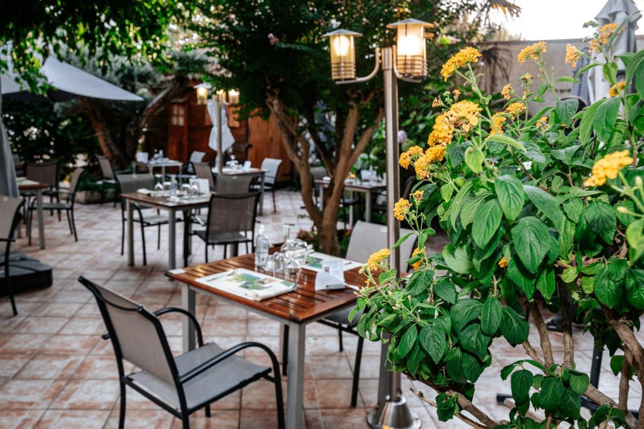 Hotel Le Tivoli Vic-en-Bigorre Экстерьер фото