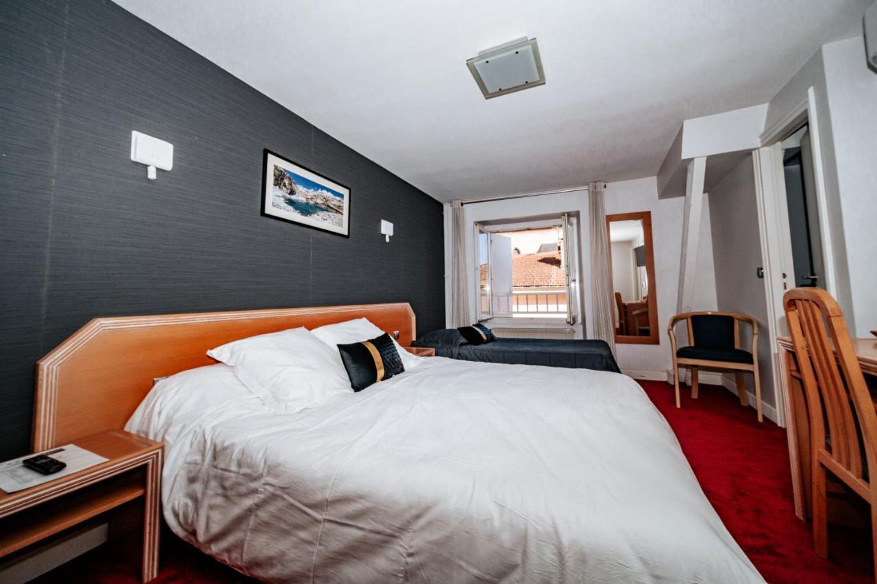 Hotel Le Tivoli Vic-en-Bigorre Экстерьер фото